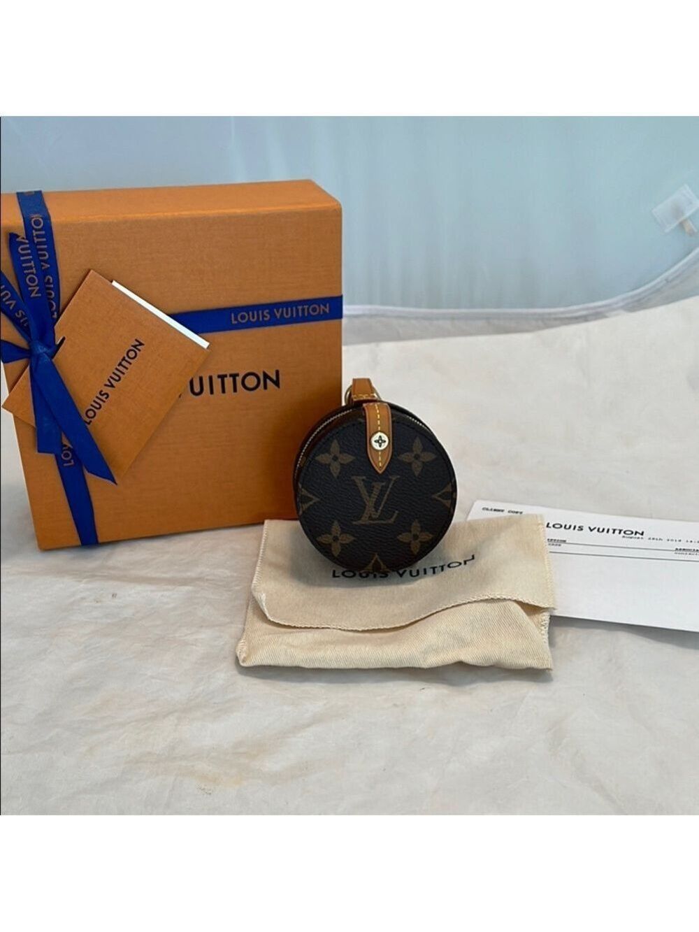Louis Vuitton Monogram Round Case